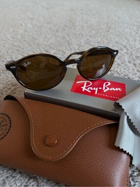 Ray-Ban Light Havana and Dark Brown Sunglasses (ORB4315)